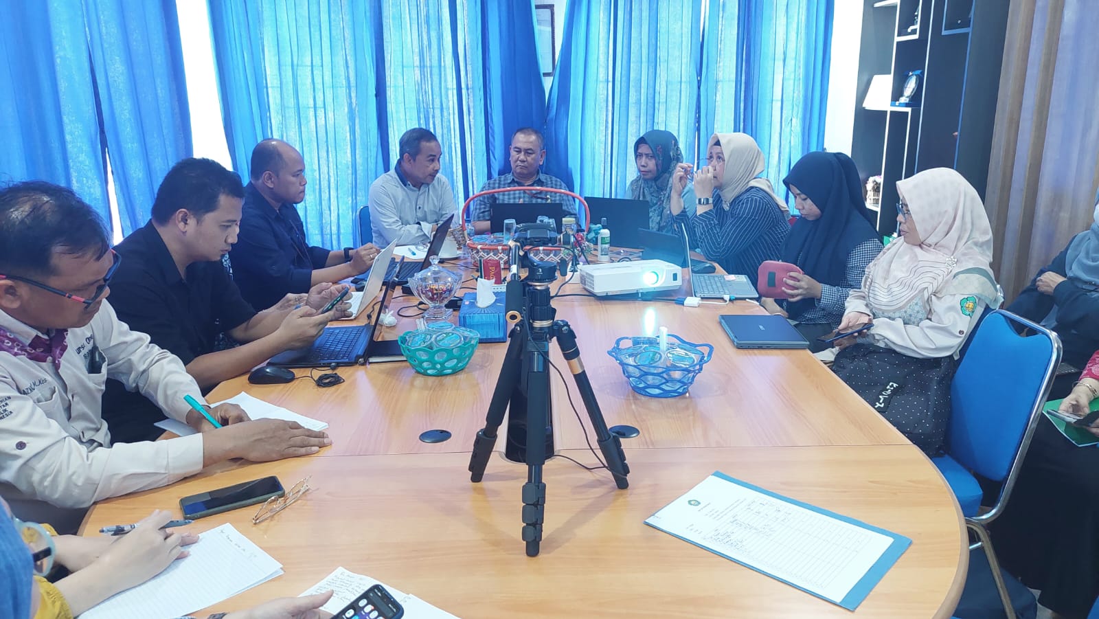 Rapat Mengenai Pembukaan Program Alih Jenjang Menggunakan Aplikasi SIERRA di Poltekkes Kemenkes Palembang