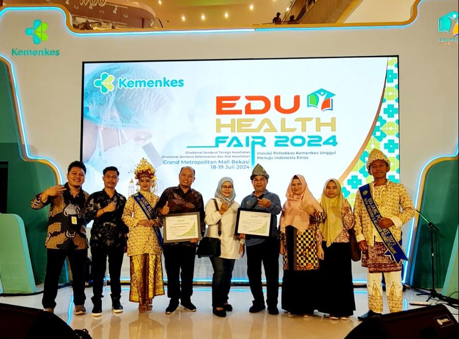Poltekkes Palembang Meraih Prestasi pada Eduhealth Fair 2024