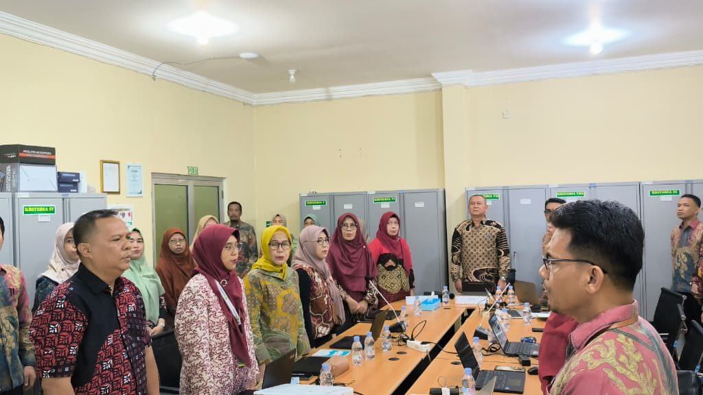 Poltekkes Kemenkes Palembang Laksanakan Monitoring Dan Evaluasi Akreditasi Prodi Sanitasi Tahun 2025 (1)