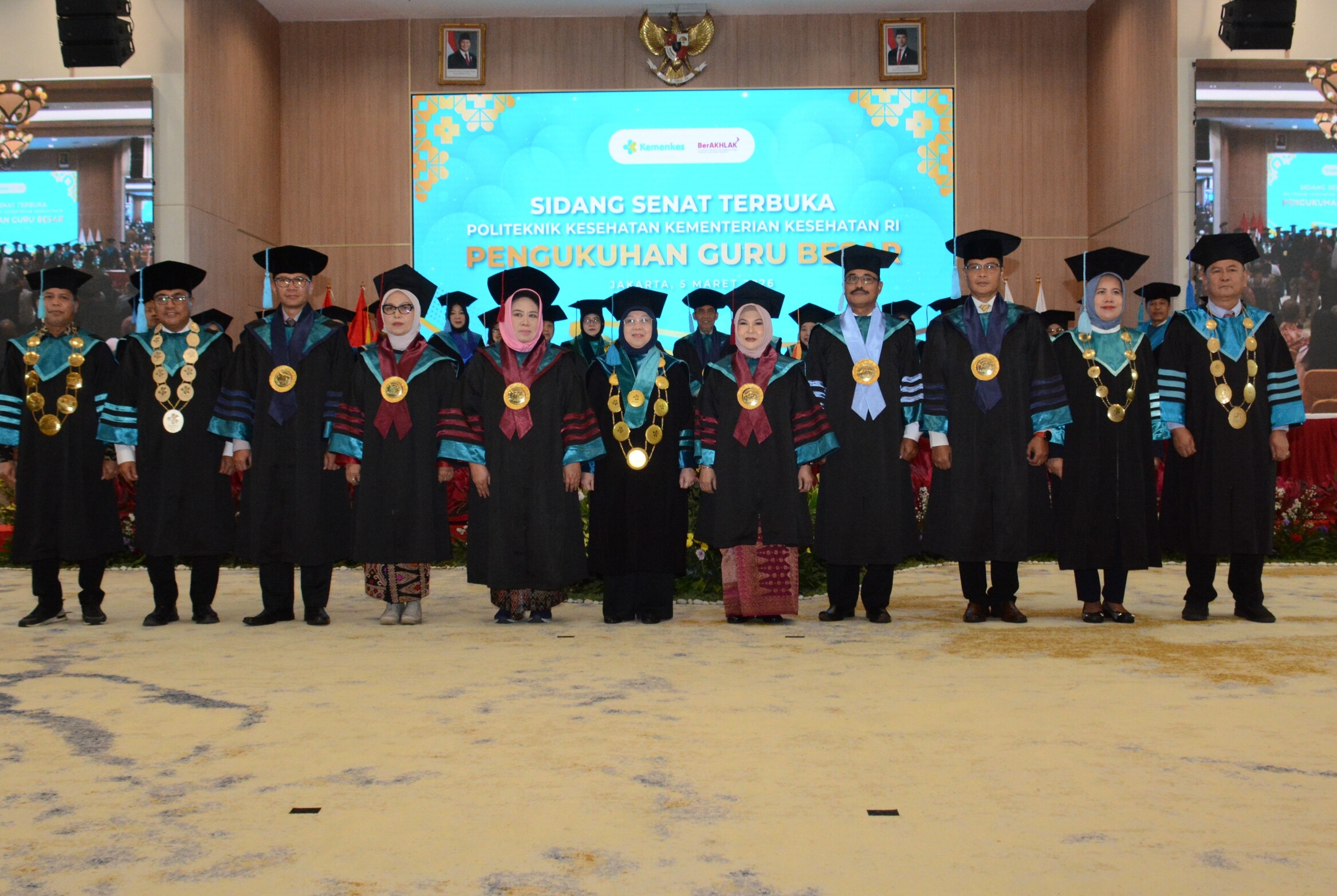 Enam Akademisi Resmi Dikukuhkan sebagai Guru Besar Poltekkes Kemenkes RI Prof. Ira Kusumawaty dari Palembang Turut Mengukir Prestasi