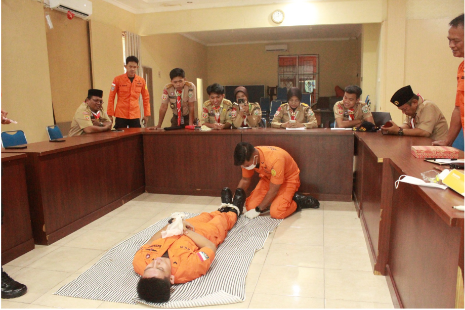 UKM Pramuka Poltekkes Kemenkes Palembang Laksanakan Kunjungan Kerja ke Basarnas Provinsi Sumatera Selatan